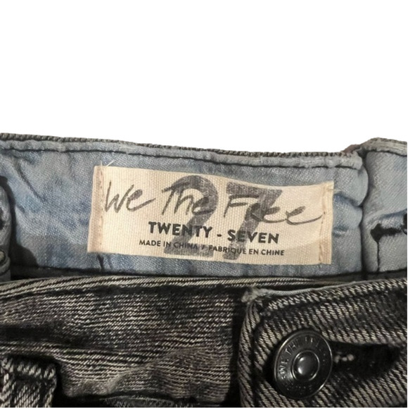 WE THE FREE Jean mini skirt 🤩 - Picture 2 of 4